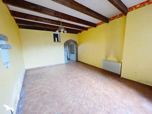 Maison à vendre 52 500 € Carhaix-Plouguer 3 p 66 m² DPE E