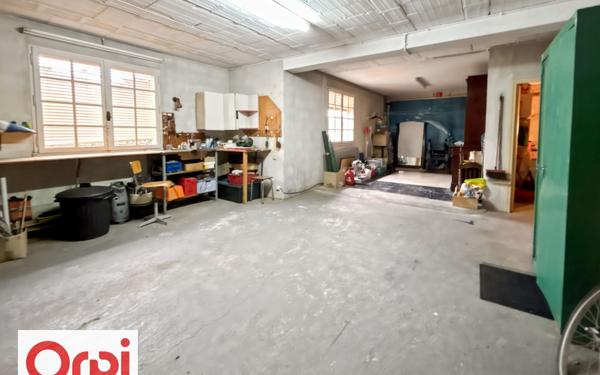 Maison à vendre    7 pièces •  Béziers