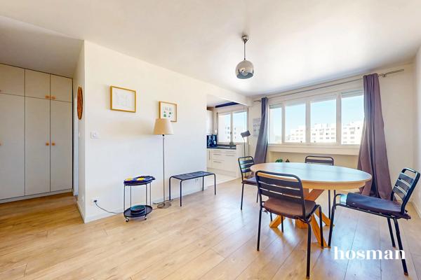 LYON 6ᵉ – Saint-Pothin | 99 m² en 9ᵉ étage | Vue panoramique Croix-Rousse | Garage disponible