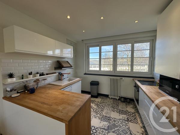 Appartement F5 à vendre  5 pièces - 93,02 m2 LISIEUX - 14
