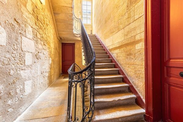 Vente Appartement de luxe Bordeaux 4 Pièces 140 m²
