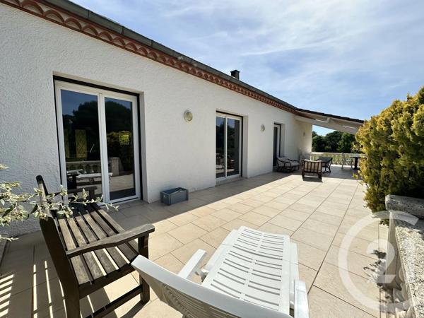 Maison à vendre  8 pièces - 212,22 m 2   LESCURE D ALBIGEOIS  - 81
