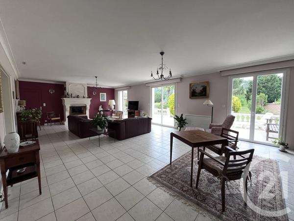 Maison à vendre  8 pièces - 212,22 m 2   LESCURE D ALBIGEOIS  - 81