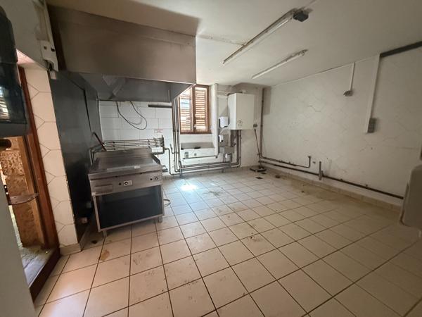 Local commercial Bourg En Bresse 3 pièce(s) 88 m2
