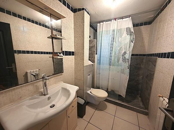 Maison de 360m² comprenant 3 appartements