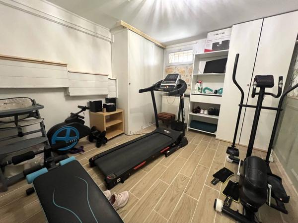 Charmante maison de quatre pièces avec jardin à Nanterre Mont-Valérien