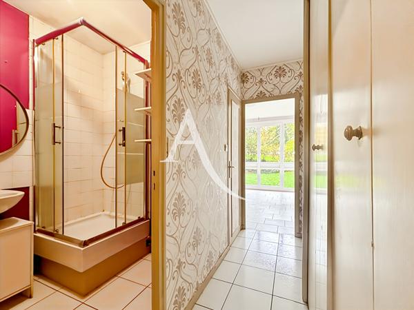 Appartement Fontenay Le Fleury 1 pièce(s) 26.73 m2