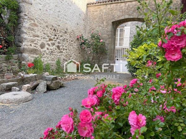 Volumes généreux et belles hauteurs sous plafonds