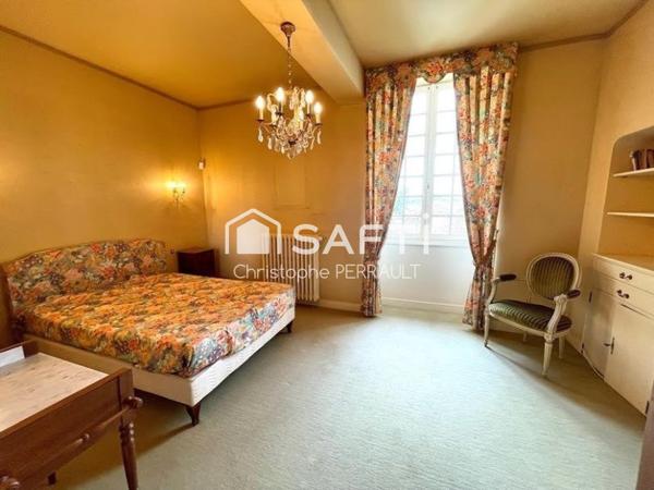 Volumes généreux et belles hauteurs sous plafonds