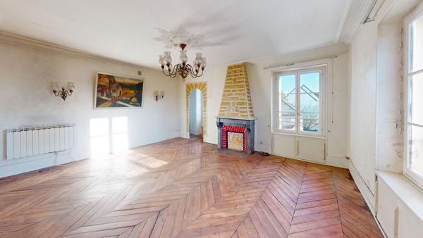 Appartement CHILLY-MAZARIN 3 pièces atypique 52.75 m²