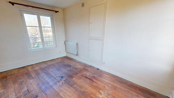 Appartement CHILLY-MAZARIN 3 pièces atypique 52.75 m²