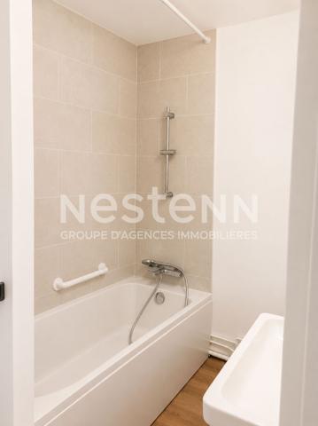 Appartement T5 avec balcon loggia, cave et  1 place de parking privatif