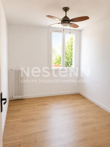 Appartement T5 avec balcon loggia, cave et  1 place de parking privatif