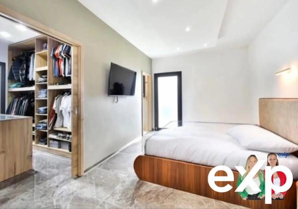 Maison contemporaine avec piscine & spa – 7 pièces