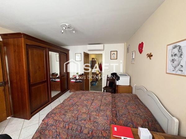 Vivez le centre-ville autrement : maison 5 pièces avec jardin