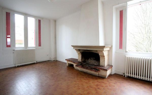 Maison à vendre    5 pièces • 118 m2 Saint-Léonard-de-Noblat