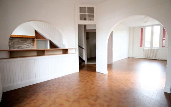 Maison à vendre    5 pièces • 118 m2 Saint-Léonard-de-Noblat