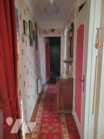 A SAISIR ! Maison à Vendre à Guéret (23000) en Creuse (23) comprenant : 

- Un sous-sol de ga...