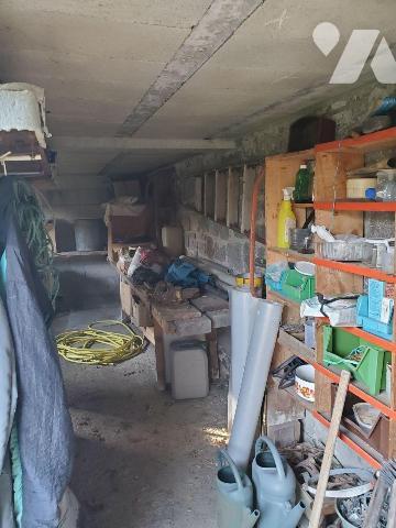 A SAISIR ! Maison à Vendre à Guéret (23000) en Creuse (23) comprenant : 

- Un sous-sol de ga...