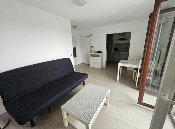 Grand Studio  MARSEILLE 1ER ARRONDISSEMENT (13) Balcon