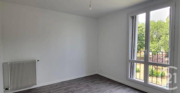 Appartement F4 à vendre  4 pièces - 67,77 m2 ETAMPES - 91