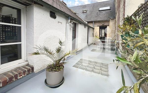 Maison à vendre    5 pièces • 203,05 m2 Crépy-en-Valois