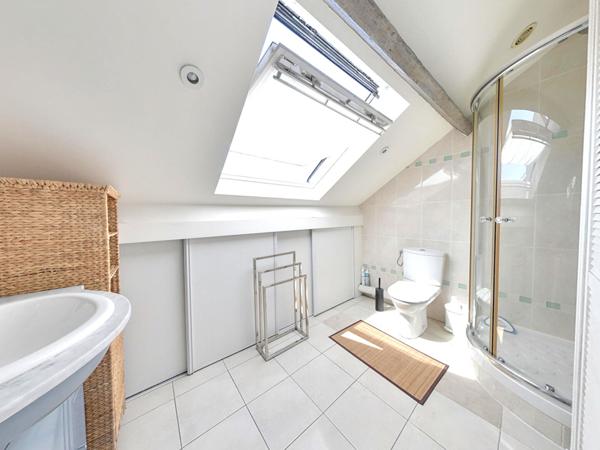 Maison coup de coeur - 8 pièces de 180 m2 en centre-ville