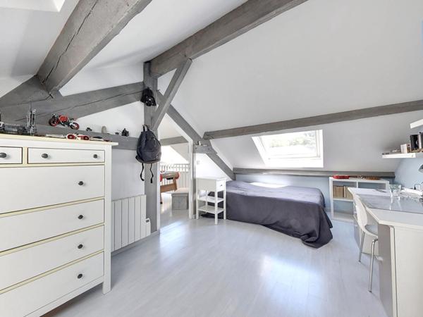 Maison coup de coeur - 8 pièces de 180 m2 en centre-ville