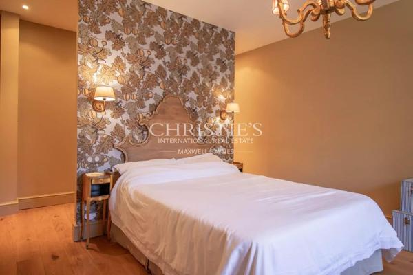 L’Élégante Propriété Riveraine Lotus Lily – Avec Jetée Privée