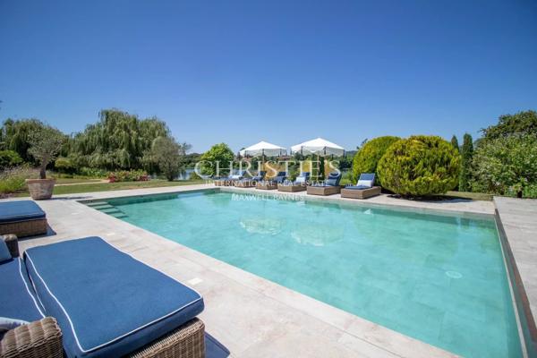 L’Élégante Propriété Riveraine Lotus Lily – Avec Jetée Privée