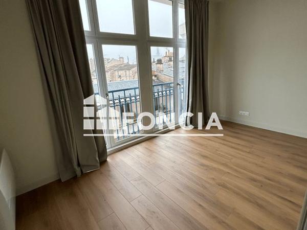 Location Appartement 2 pièces 40.6 m² - 16 RUE ARTHUR RANC Poitiers 86000