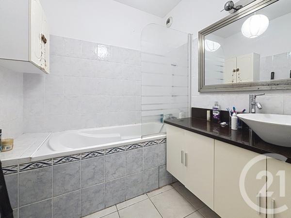 Appartement F3 à vendre  3 pièces - 81,90 m2 AJACCIO - 201