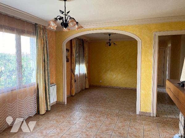 Pavillon sur sous sol proche du centre ville