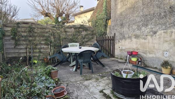 Maison à vendre 4 pièces 79 m² Castillon-la-Bataille