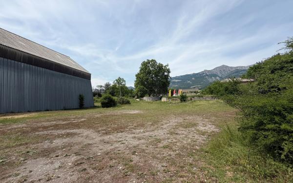 Terrain à vendre
