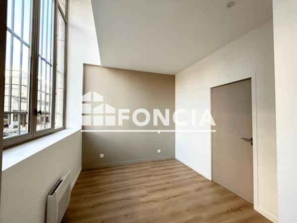 Location Appartement 2 pièces 46.6 m² - 72 BOULEVARD DU PRESIDENT CARNOT, APT 004 Agen 47000