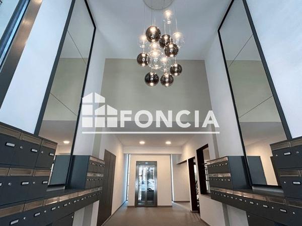 Location Appartement 2 pièces 46.6 m² - 72 BOULEVARD DU PRESIDENT CARNOT, APT 004 Agen 47000