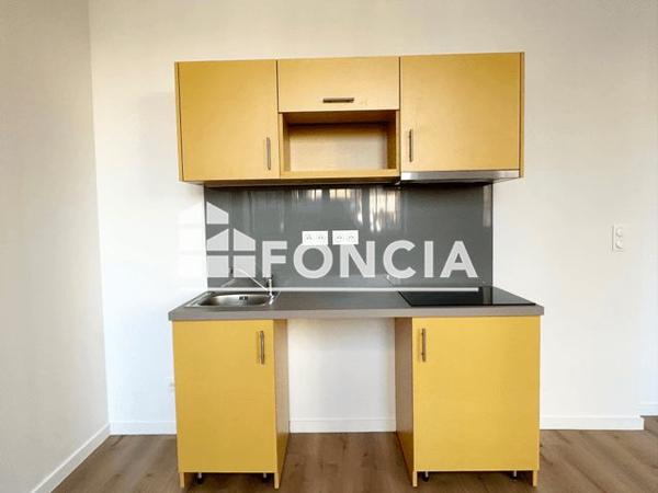 Location Appartement 2 pièces 46.6 m² - 72 BOULEVARD DU PRESIDENT CARNOT, APT 004 Agen 47000