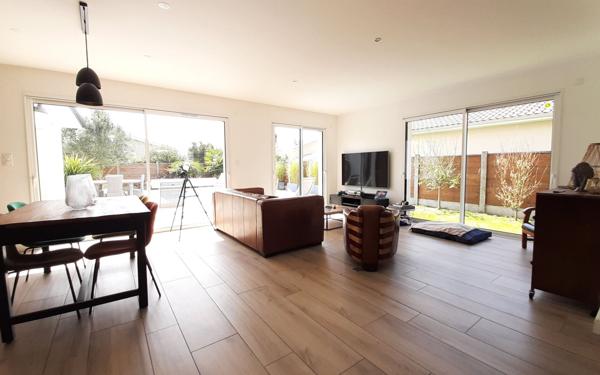 Maison à vendre    6 pièces •  Gujan-Mestras