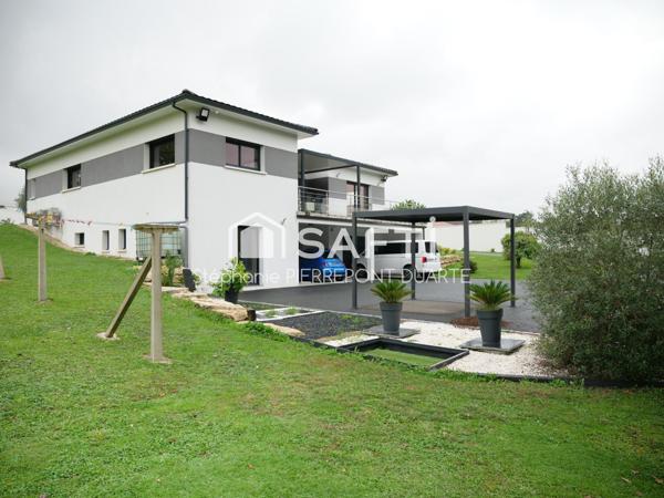 TRELISSAC, VILLA D'EXCEPTION AU COEUR DE LA NATURE