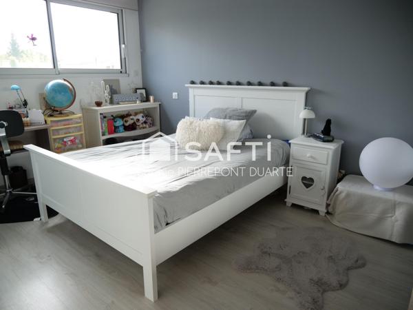 TRELISSAC, VILLA D'EXCEPTION AU COEUR DE LA NATURE