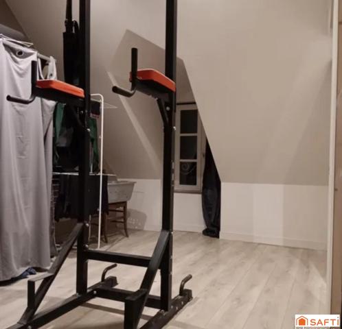 Maison en pierres 2 ch dépendance garage cour