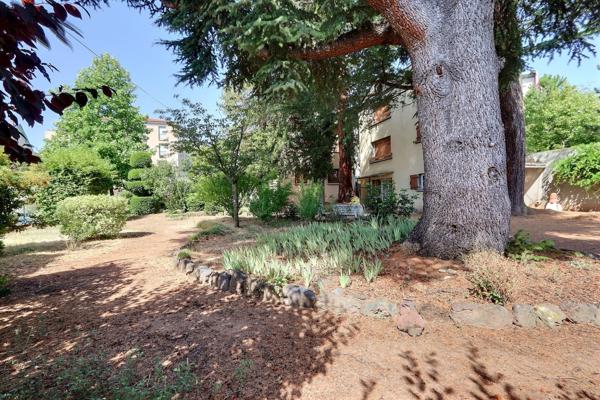 EXCLUSIVITE CHAMALIERES, secteur massenet , belle et grande villa evc dépendances
