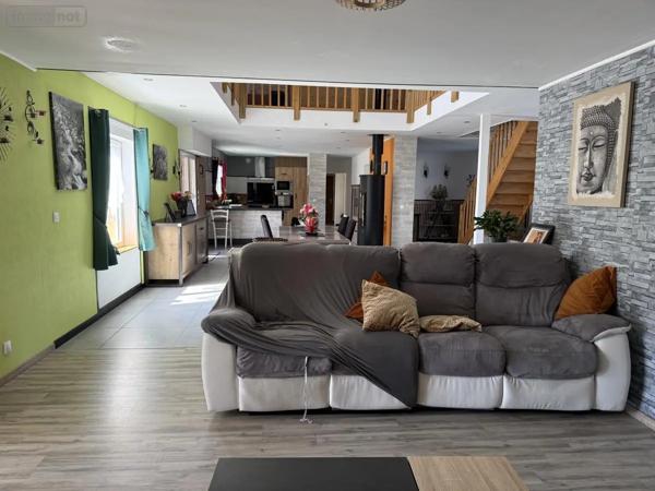 Achat - Maison Ploumagoar 22970 8 pièces 288 m 2 13943 m 2