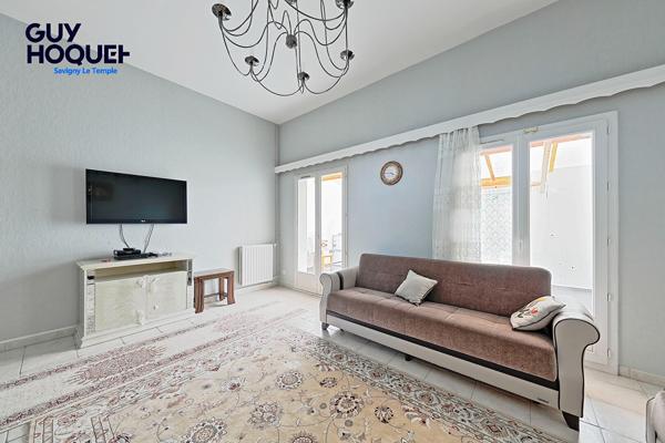 MAISON 5 PIÈCES -107 M² - JARDIN - GARAGE