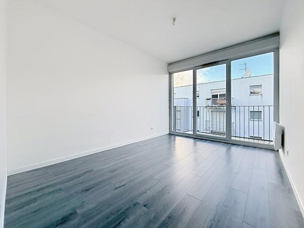 Appartement F4 pièces - 3 chambres de 86,24m2 avec 3 places de parkings à Rouen - ROUEN
