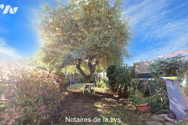 Maison à Vendre à La Chapelle-d'Armentières (59930) en Nord (59)
Maison 1930 avec charme, jard...