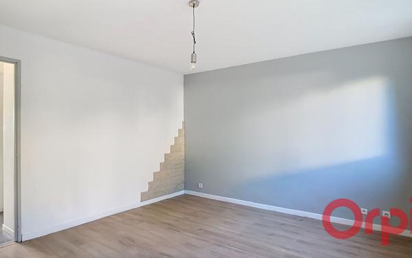 Appartement à vendre    3 pièces •  Sorgues