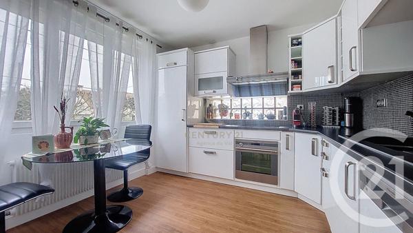 Maison à vendre  6 pièces - 161,68 m2 CHAMPS SUR MARNE - 77