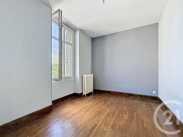Maison à vendre  11 pièces - 256,77 m 2   CHATEAURENARD  - 13